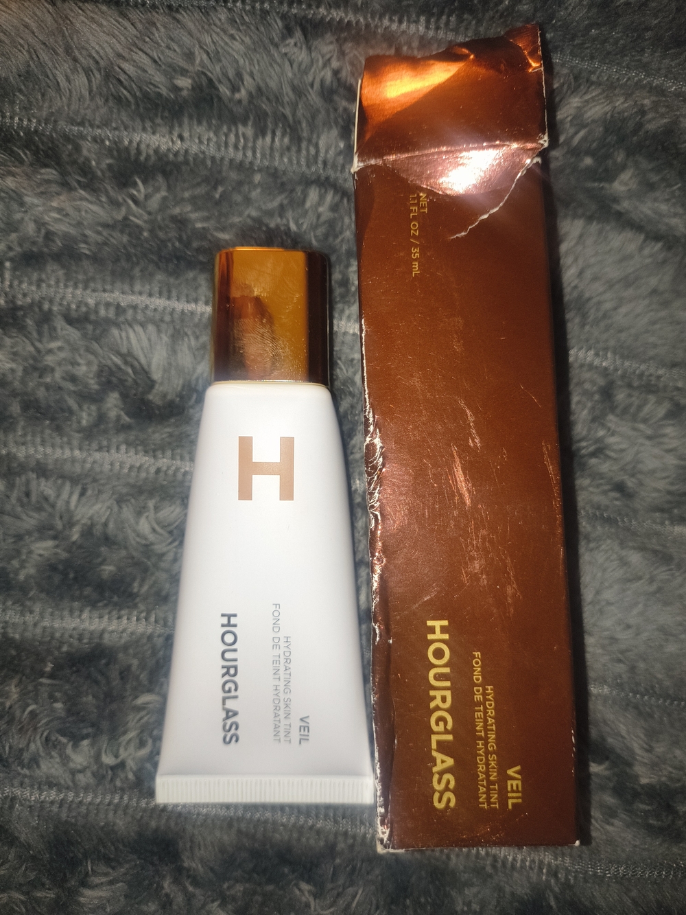 Hourglass White Tube with Copper Cap and Copper Box